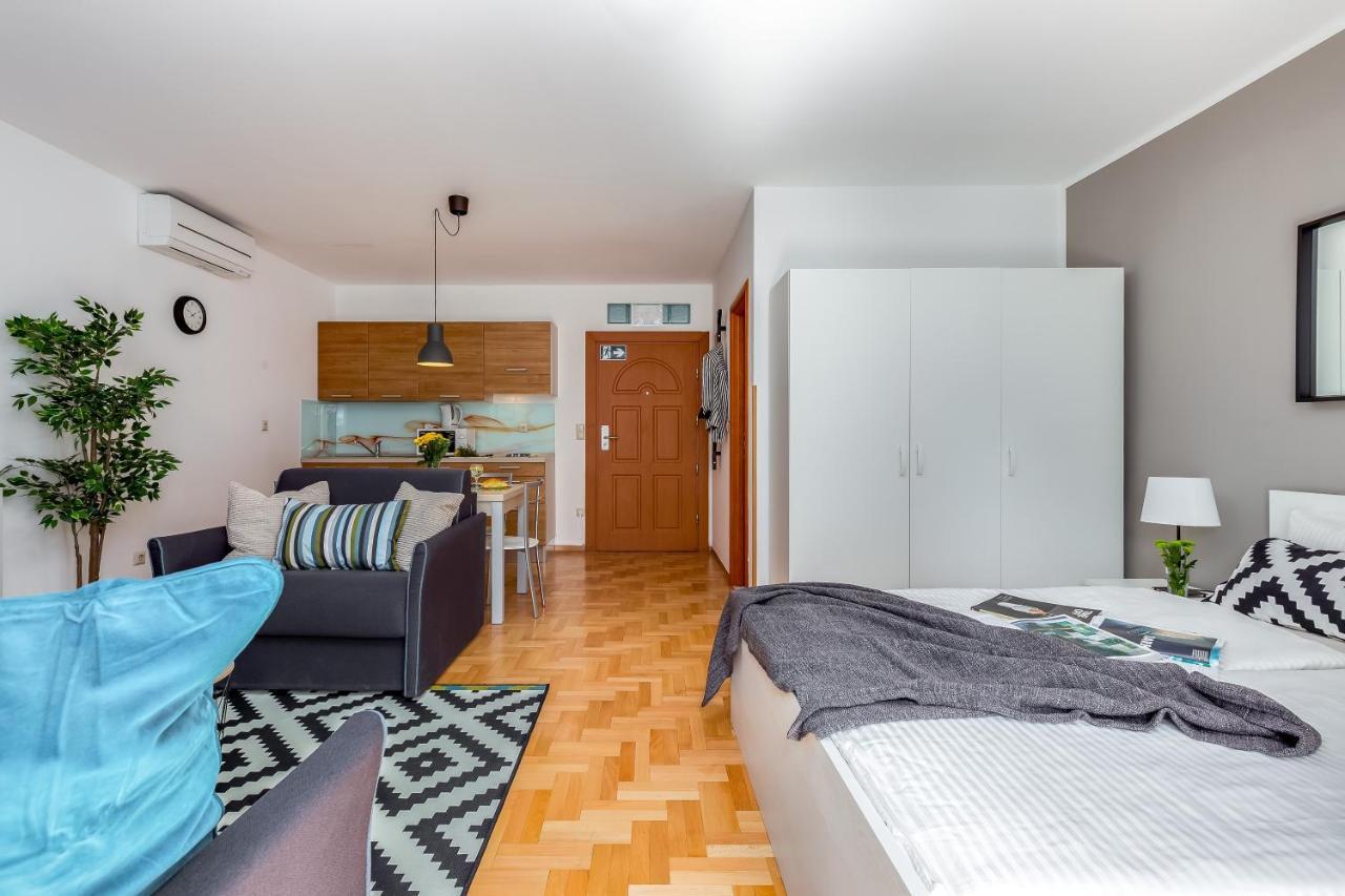 Main Street Apartments 2 Rijeka Extérieur photo