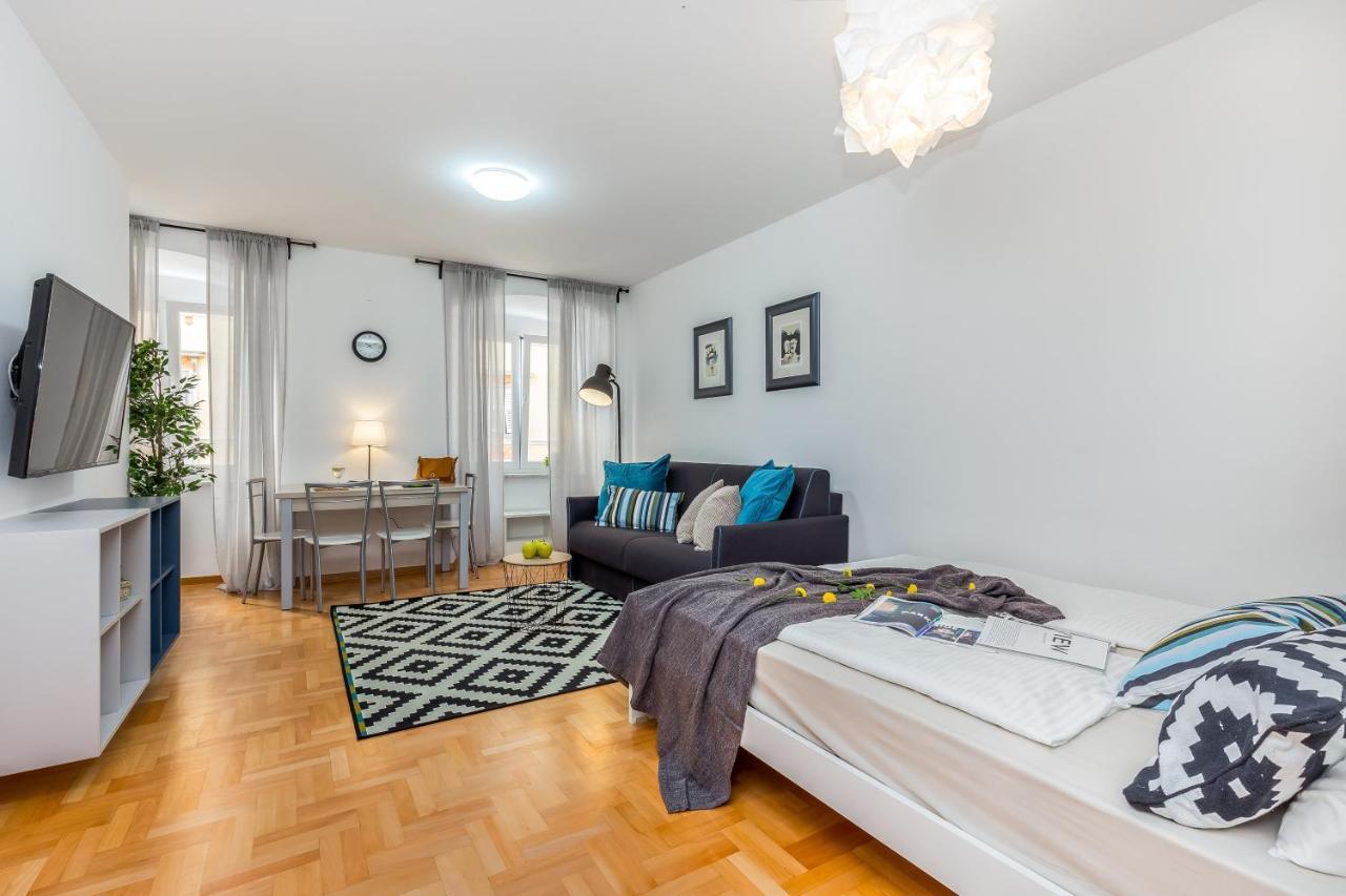 Main Street Apartments 2 Rijeka Extérieur photo