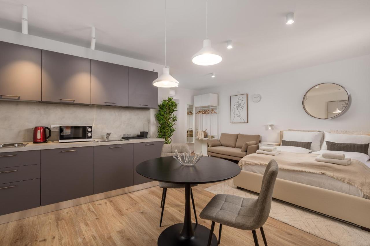 Main Street Apartments 2 Rijeka Extérieur photo
